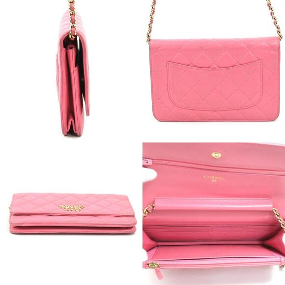 CHANEL Authentic Lambskin Leather Wallet - Picture 2 of 5